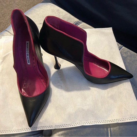 Manolo Blahnik heels - Picture 11 of 12